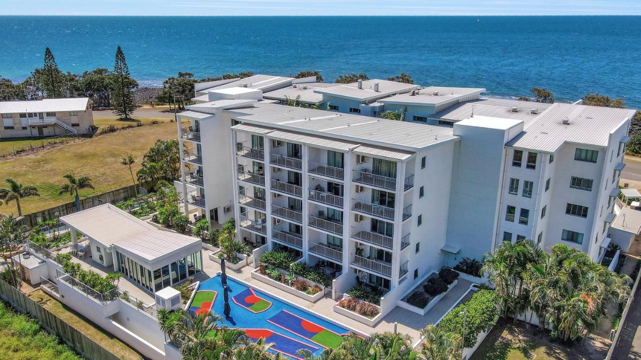The Point Resort Bargara Exterior photo