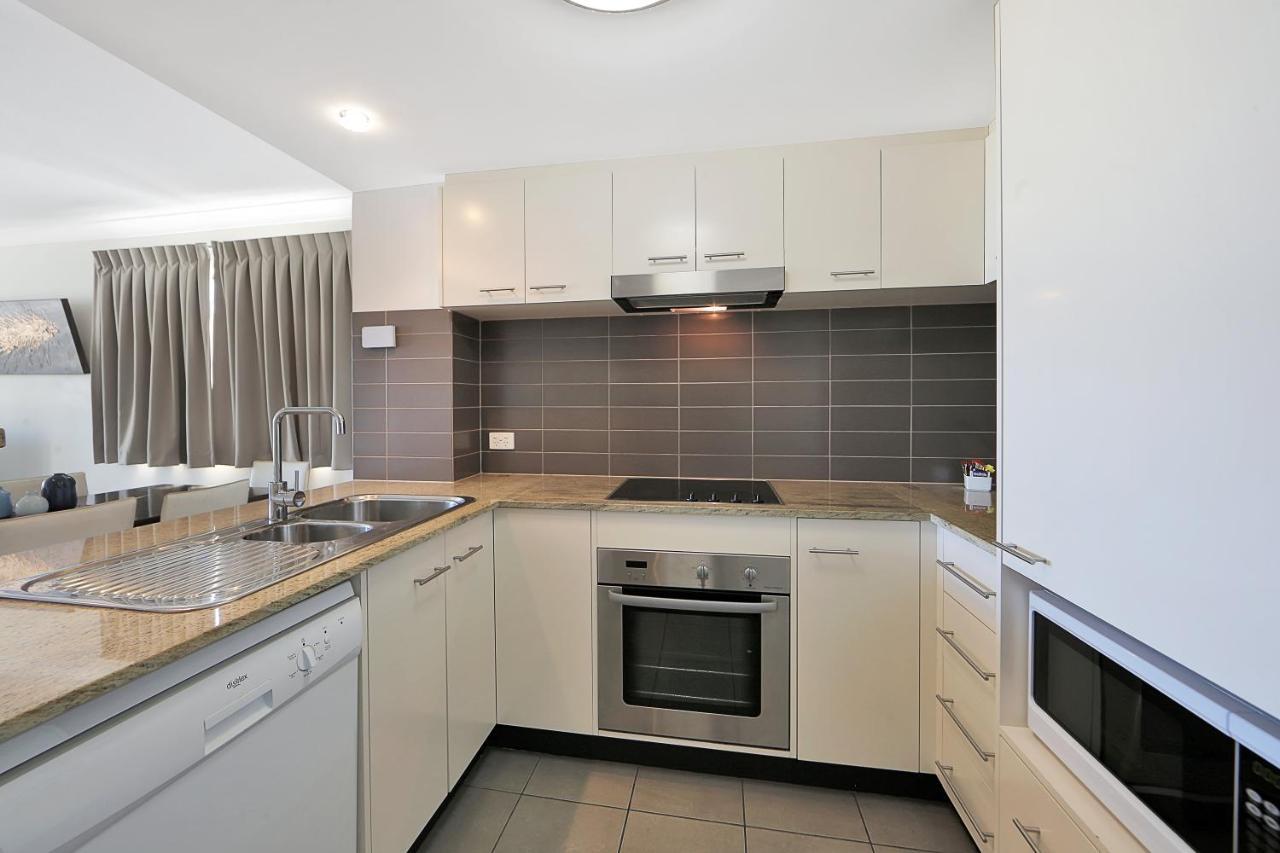 The Point Resort Bargara Exterior photo