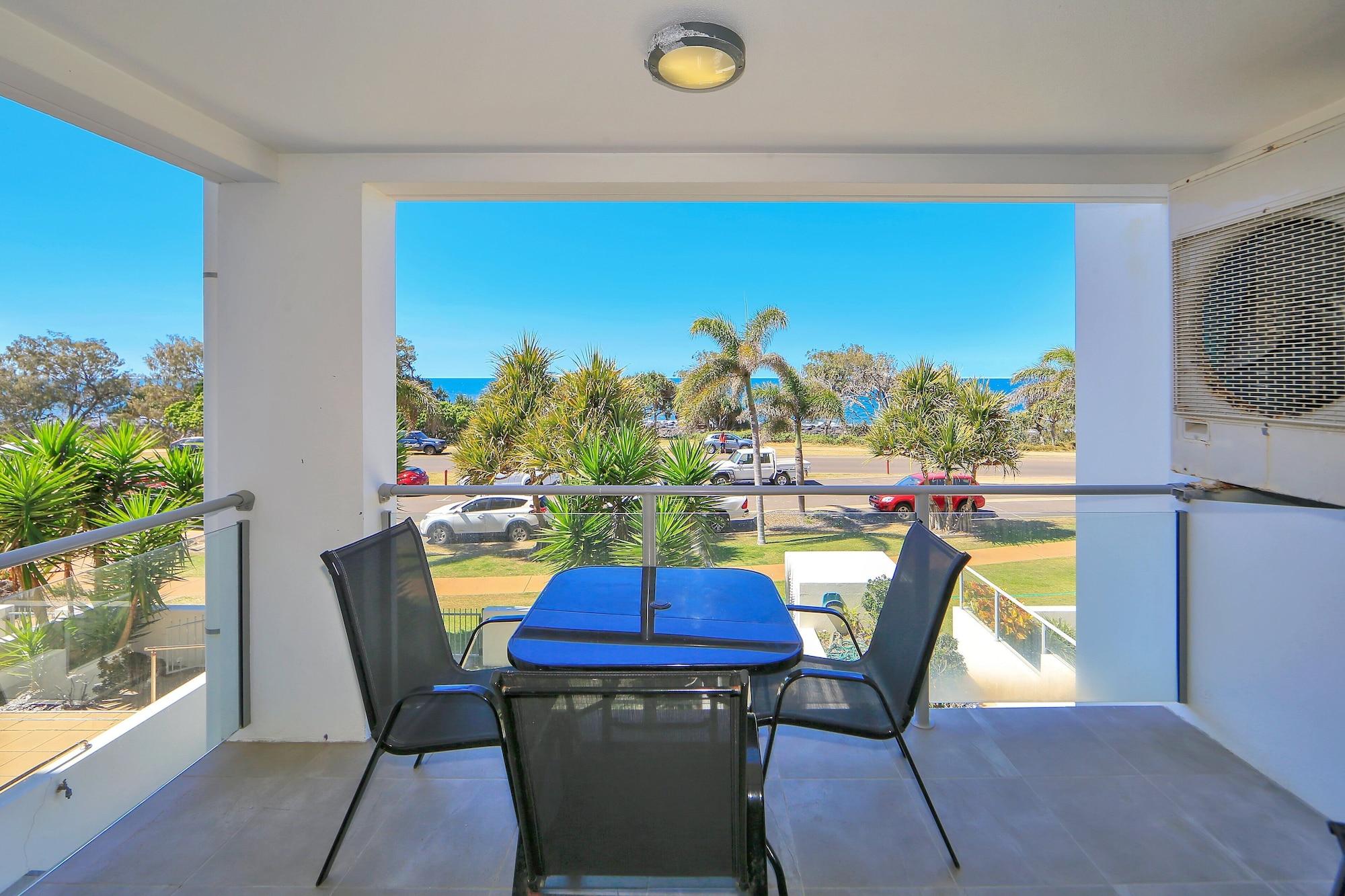 The Point Resort Bargara Exterior photo
